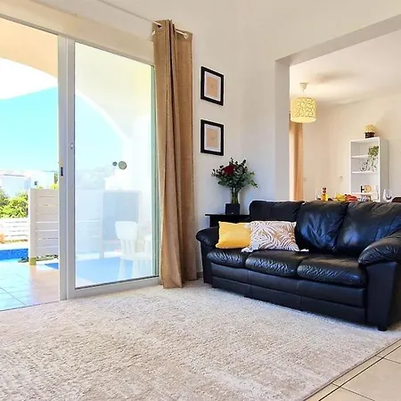 Вилла Family Friendly Private With Pool In Quite Area *